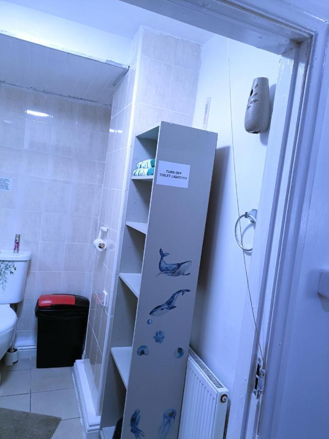 Homestay Bedspace Birmingham Buitenkant foto