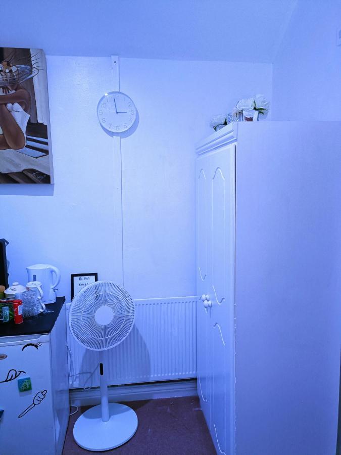 Homestay Bedspace Birmingham Buitenkant foto